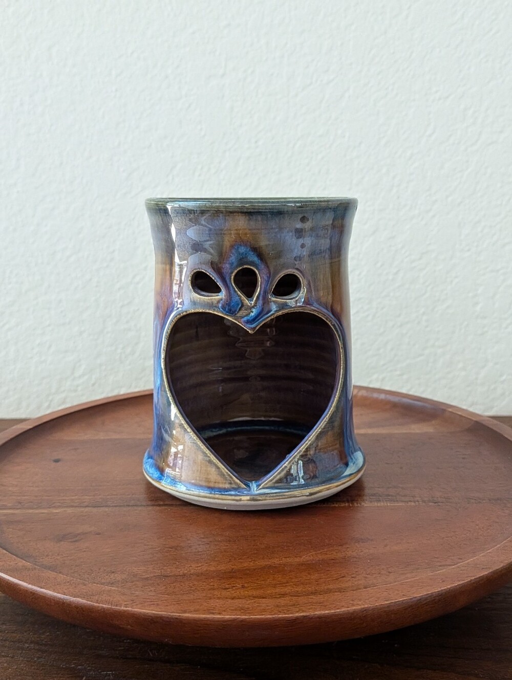 Greg Olson Studio Art Pottery Wax Oil  Melt Candle Warmer Heart Cut Out